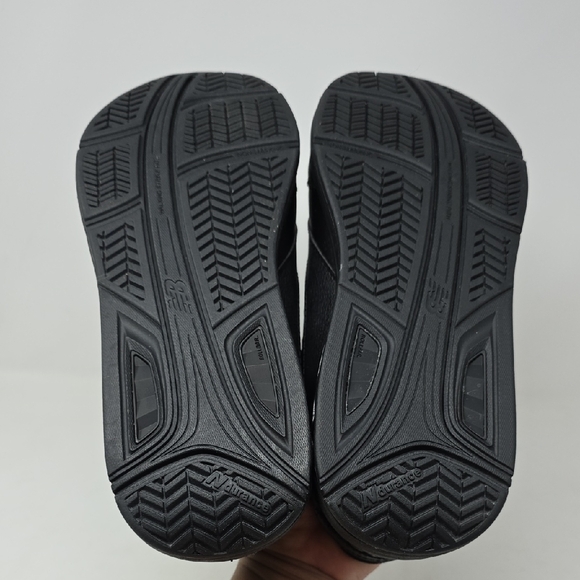 New Balance 928V3 Black Athletic Shoes Women's 8 2E - Picture 5 of 6